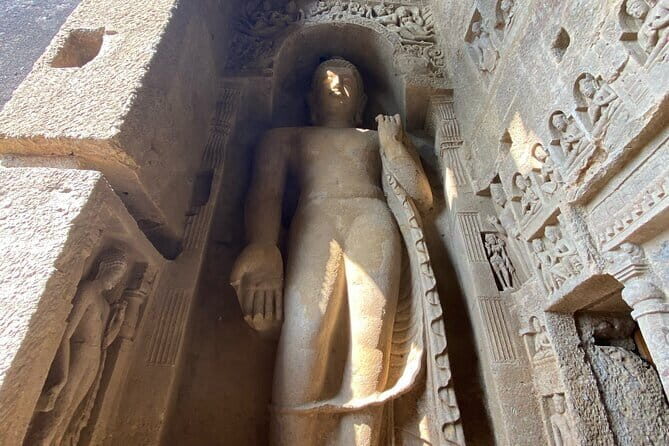 2 Days Mumbai City tour with Elephanta Caves - Taj Mahal Palace area and the Fort/Colaba photo stops you’ll remember
