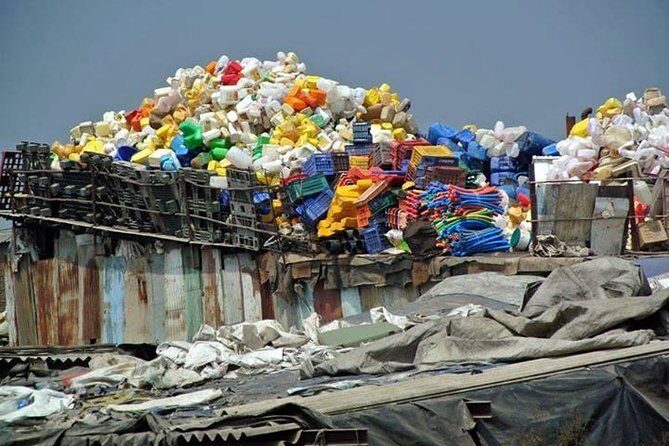 Dharavi Slum Tour in Mumbai - Starting at Mahim Railway Station (and why that helps)