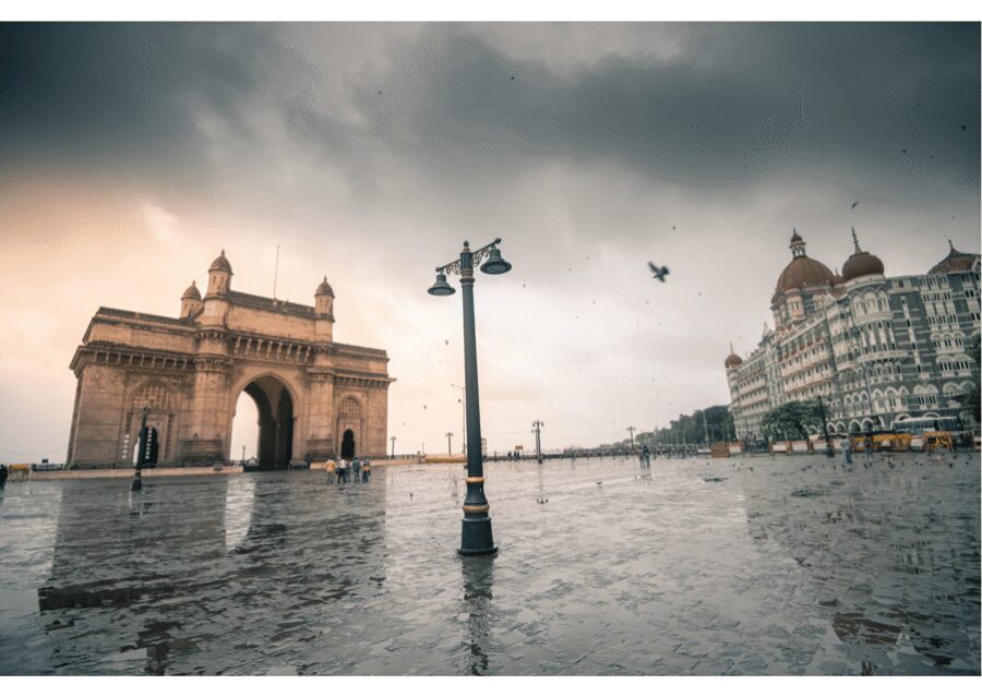 Highlights of Mumbai Guided Half Day Sightseeing City Tour - Haji Ali Dargah and Mahalaxmi Temple: faith, sea views, and modest dress