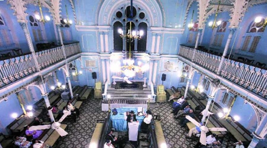 Jewish Heritage Tour - City-view drive: Marine Drive, Chowpatty, Oval Maidan, and more