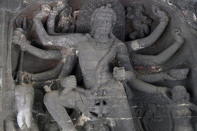 Mumbai City Sightseeing with Elephanta Caves Full Day Tour - Comfort, timing, and what to pack for an 8-hour day