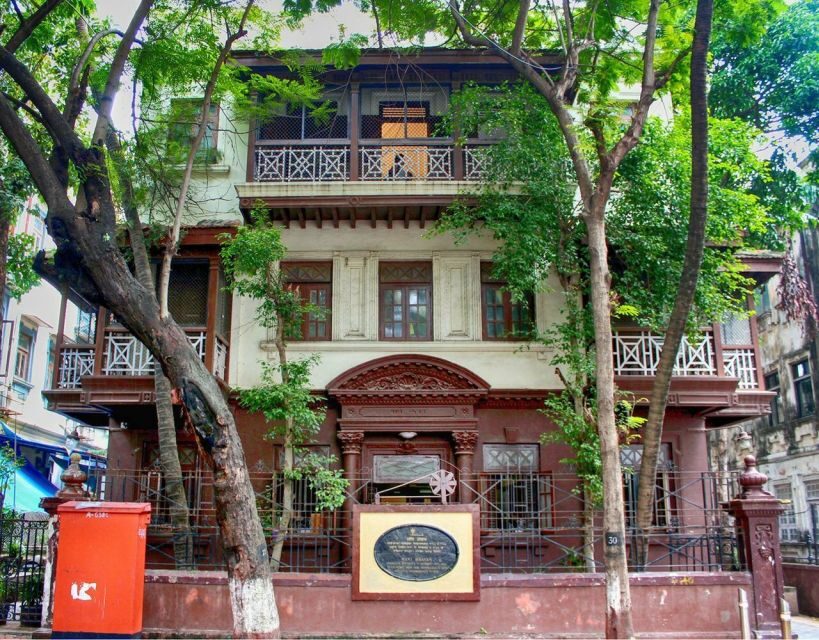 Mumbai: City Tour, Elephanta Caves, Dharavi Slum W/Options - Price and logistics: why $32 can be good value here