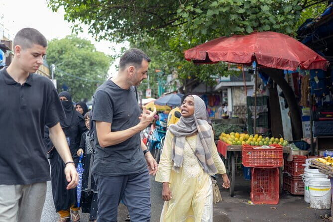 Mumbai Dharavi Slum, Dhobi Ghat & Dabbawala Lunchbox Tour - Getting There and Back: Simple Pickup, One Clear Plan