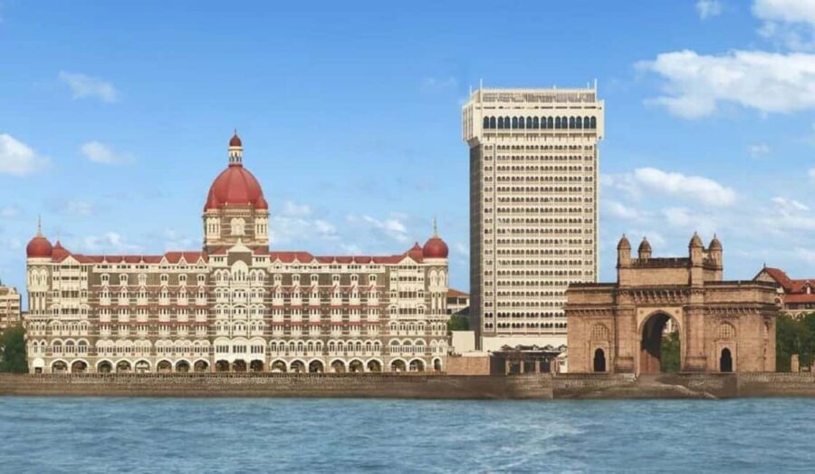 Mumbai: Full Day City Sightseeing with Lunch, Car & Guide - Gateway of India and the Taj Mahal Palace: More Than Just a Photo Stop