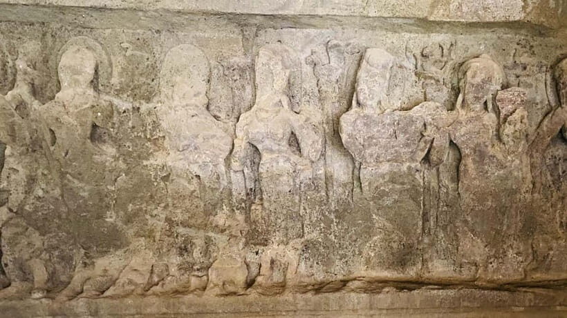 Mumbai: Half Day Elephanta Caves Guided Tour with Ferry Ride - Setting Off From Mumbai: The Ferry Ride and Pickup Rhythm