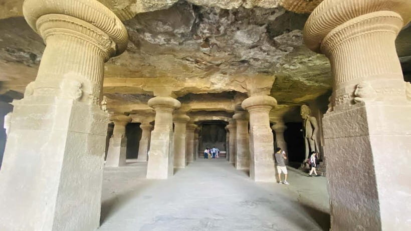 Mumbai: Half Day Elephanta Caves Guided Tour with Ferry Ride - Inside the Shiva Cave: Carving, Symbolism, and the 20-Foot Trimurti