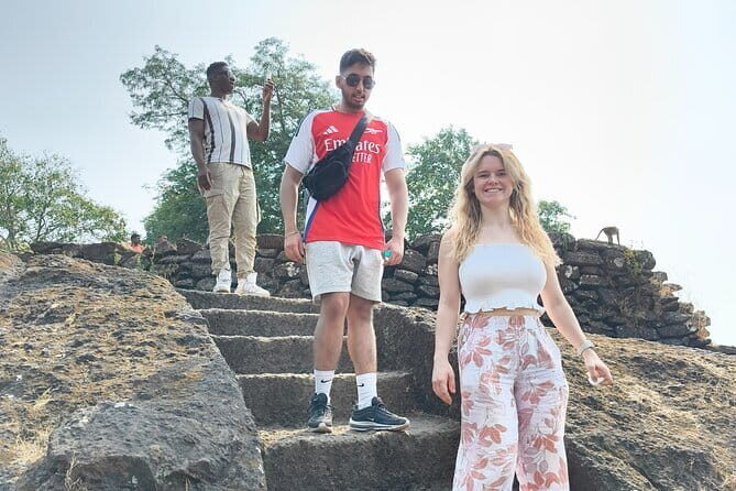 Mumbai Kanheri Caves & Golden Pagoda – A Buddhist Settlement - A fast, focused way to see Buddhism and nature outside Mumbai