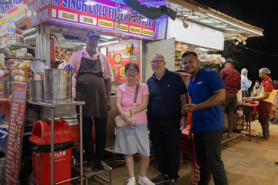 Mumbai Market and Temple Tour With Cow Shelter Visit - Chira Bazaar and Bhuleshwar/Crawford Corridor: Market Streets With Stories Attached