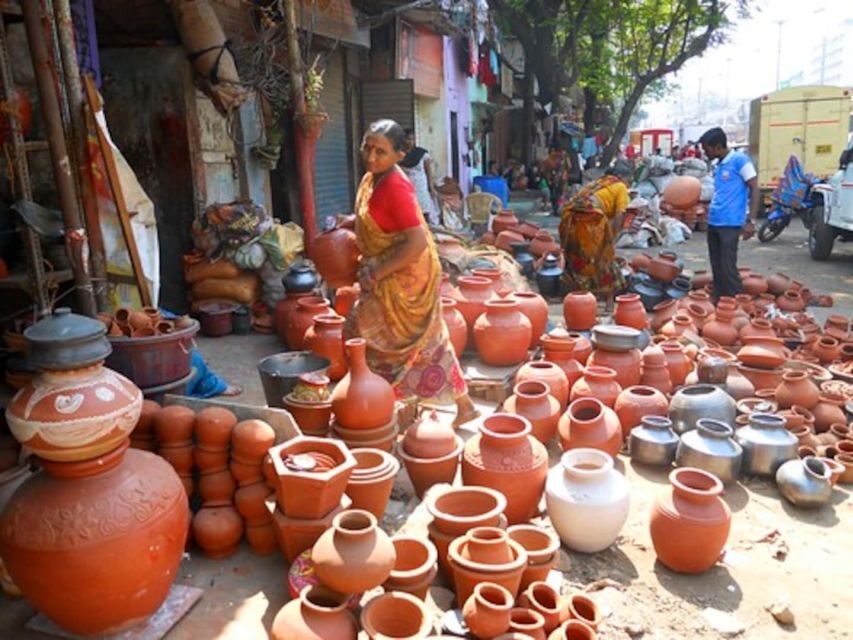 Mumbai: Private City sightseeing and Dharavi Slum Tour - Mani Bhavan and Hanging Gardens: Gandhi, Water Tanks, and Views