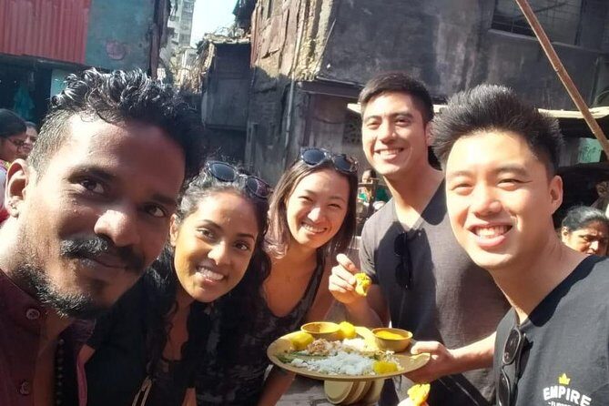 Private Bollywood with Slum Tour Inclusive of Guide and Transport - Practical tips that keep the experience smooth