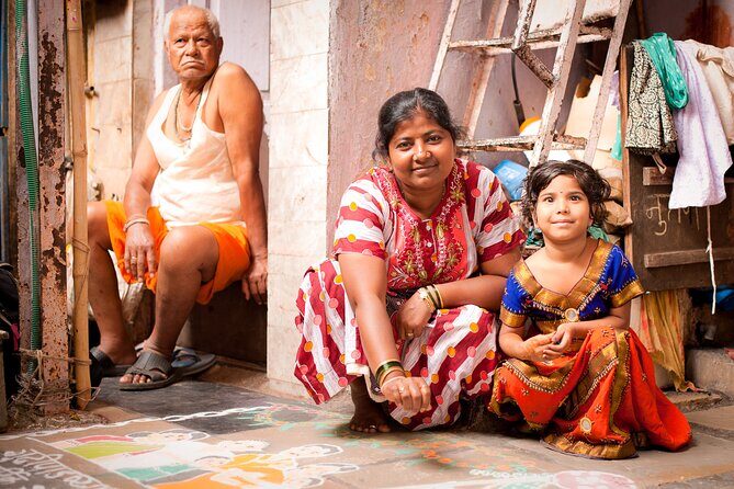 Private Dharavi Slum and Sightseeing Tour - Quick Detours: Dhobi Ghat and the Jain Temple Details