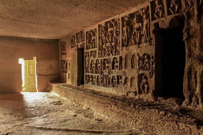 Private Kanheri Buddhist Cave with Mumbai Sightseeing Including AC vehicle - Key things that make this tour work