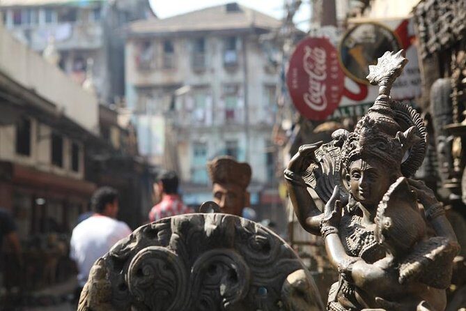 Private Mumbai Sightseeing tour - Gateway of India: the photo start that sets the tone
