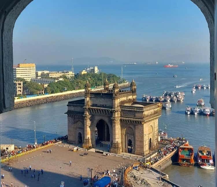 Stories of Mumbai: Heritage Walk with Hidden Tales - Spice markets and step wells: The older Mumbai under the street noise