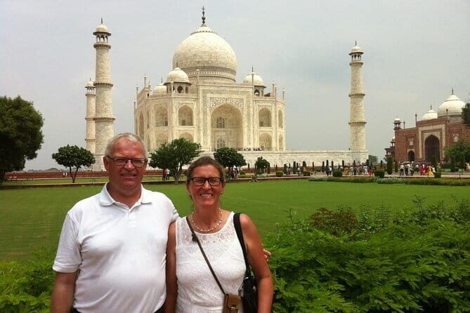 Taj Mahal Day Trip Including Same Day Flights from Mumbai - Should you book this Taj Mahal day trip?